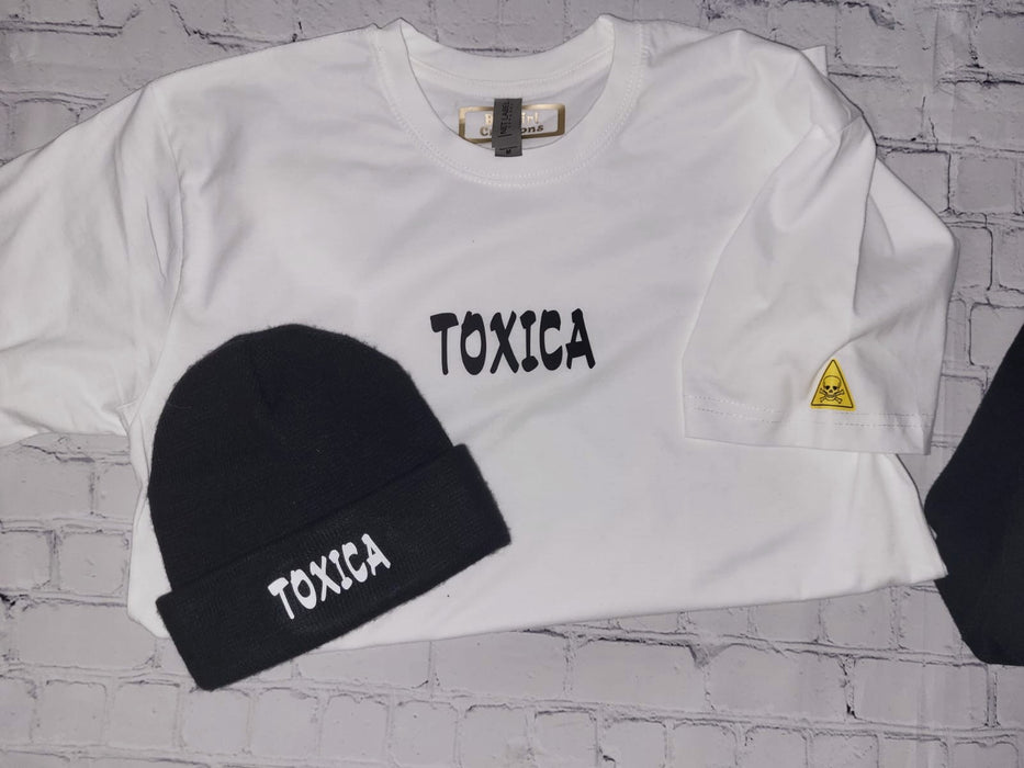 BUSCO TOXICA QUE PONGA LONCHE PLAYERA NEGRA / BLACK T-SHIRT WHITE OR RED  DESIGN